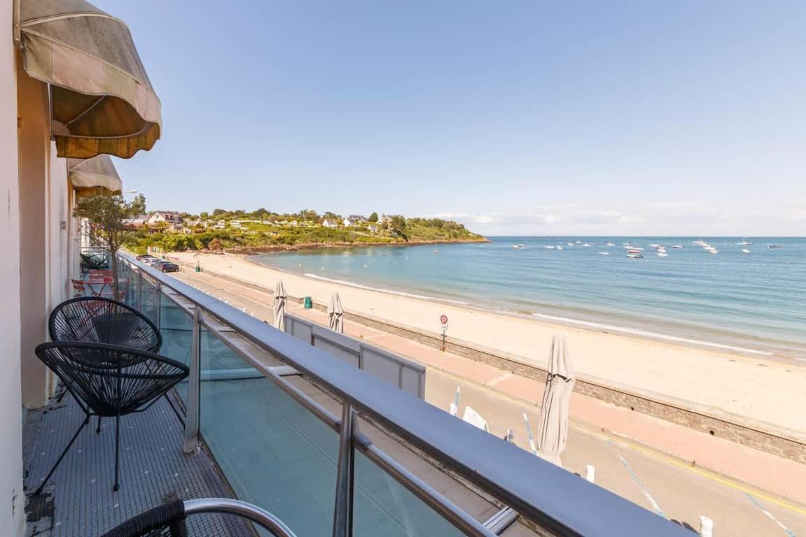 Les Pieds Dans L'Eau - Appartment 2 - Vue Mer Cancale Exterior foto